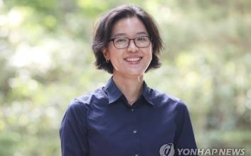 정보라 소설집 '너의 유토피아', 세계 3대 SF문학상 후보 올랐다