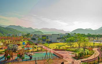 전통과 현대가 어우러진 청도신화랑풍류마을, 힐링 관광명소로 인기