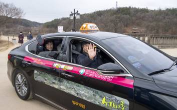 알뜰함에 재미를 더한 '영주 반띵 관광택시' 다시 달린다